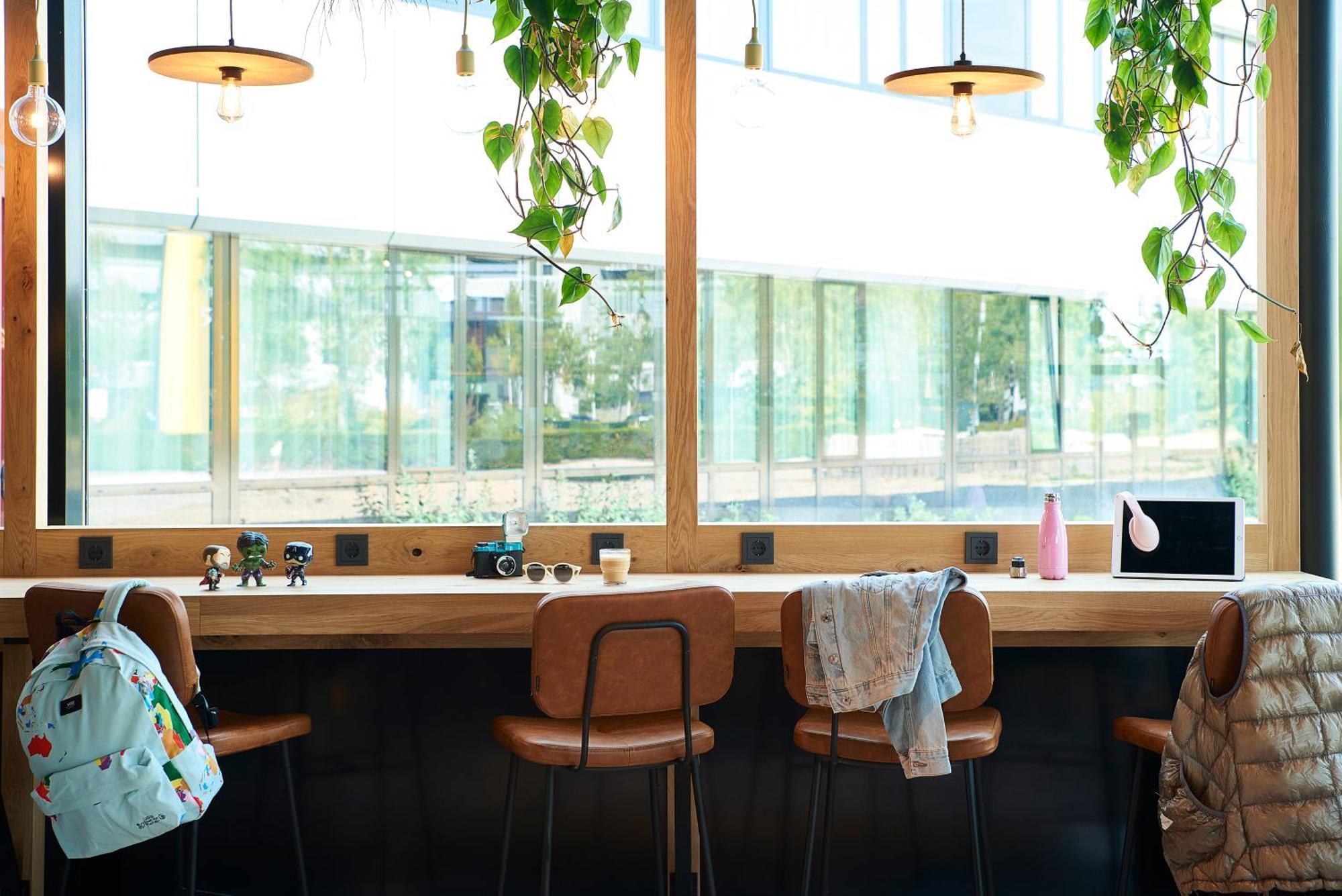 Hotel Moxy Amsterdam Schiphol Airport Hoofddorp Zewnętrze zdjęcie