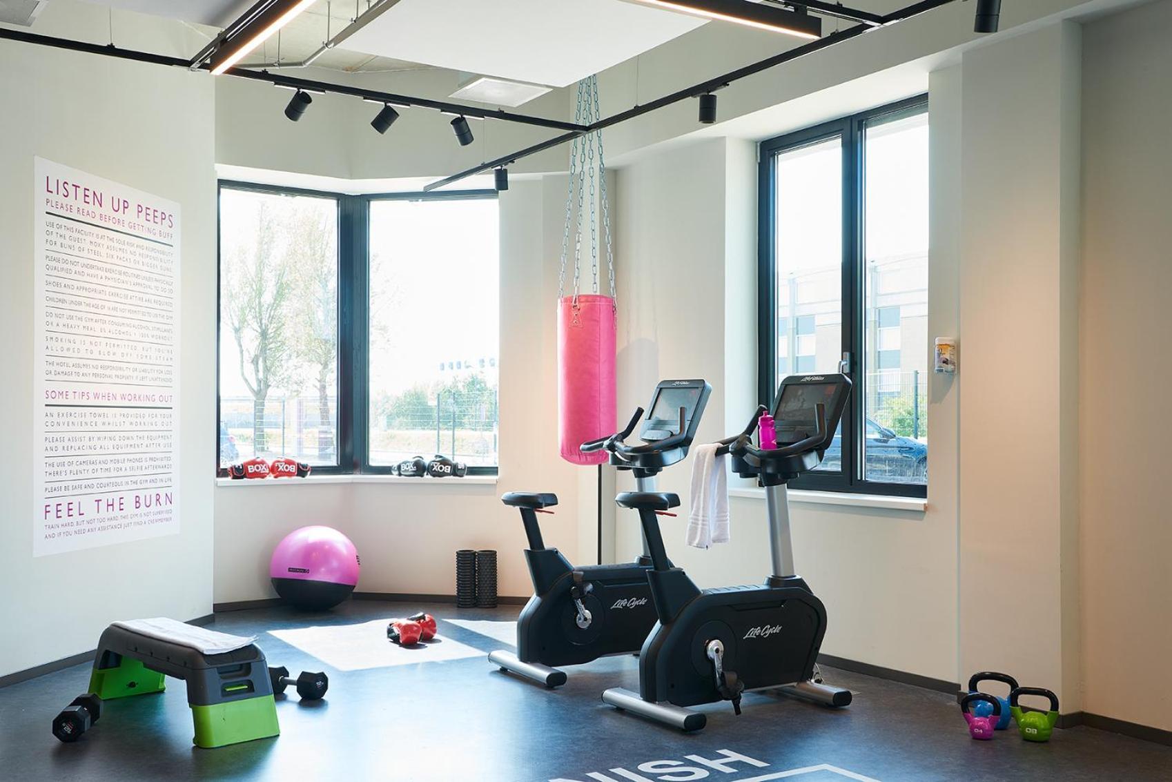 Hotel Moxy Amsterdam Schiphol Airport Hoofddorp Zewnętrze zdjęcie