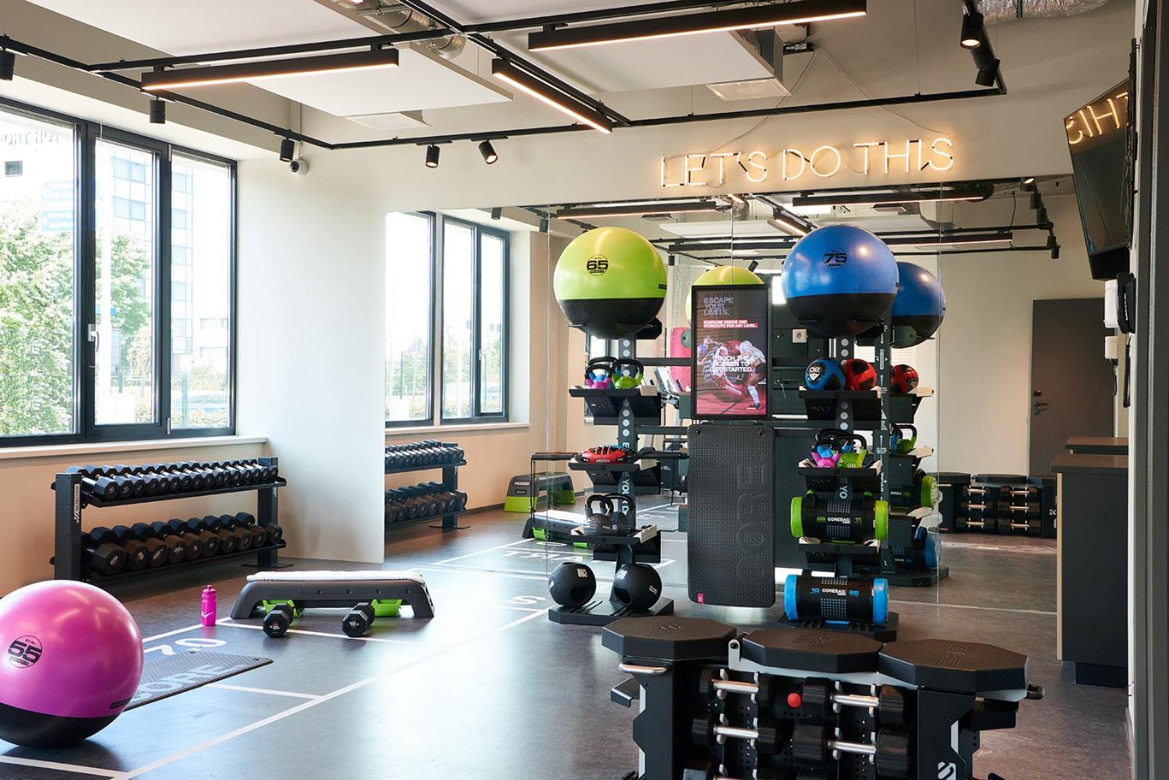 Hotel Moxy Amsterdam Schiphol Airport Hoofddorp Zewnętrze zdjęcie