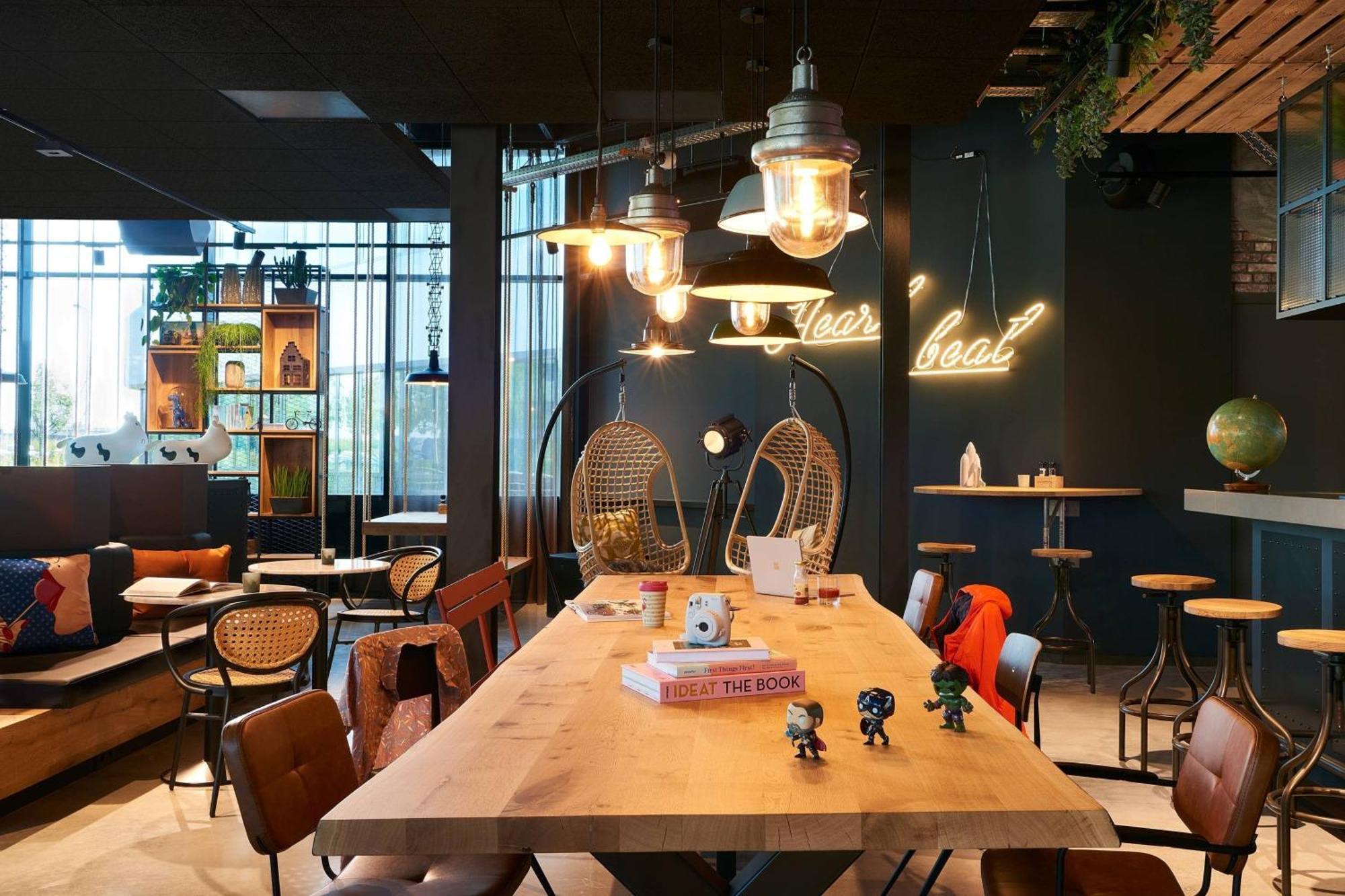 Hotel Moxy Amsterdam Schiphol Airport Hoofddorp Zewnętrze zdjęcie