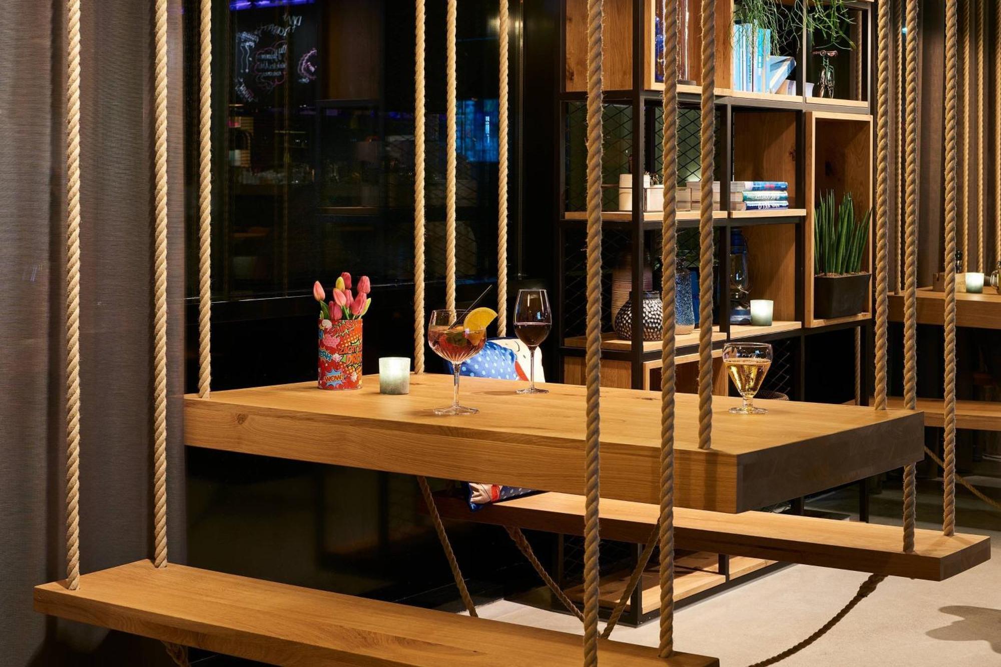 Hotel Moxy Amsterdam Schiphol Airport Hoofddorp Zewnętrze zdjęcie